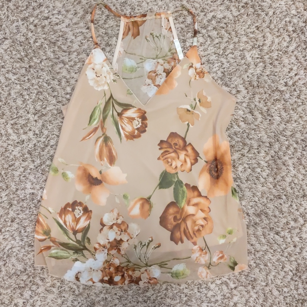 Creme Floral Top